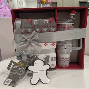 Gray and Red Gift Set
